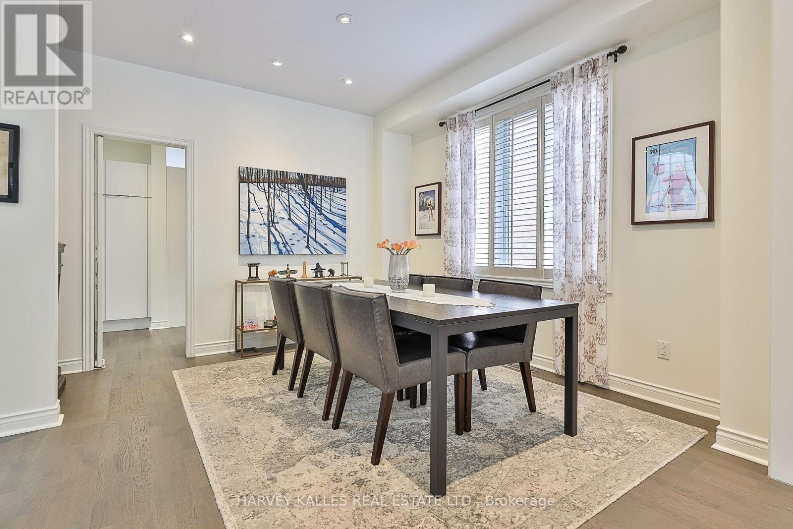 8 Weetwood Street, Toronto, Ontario  M5M 4C8 - Photo 8 - C12415216