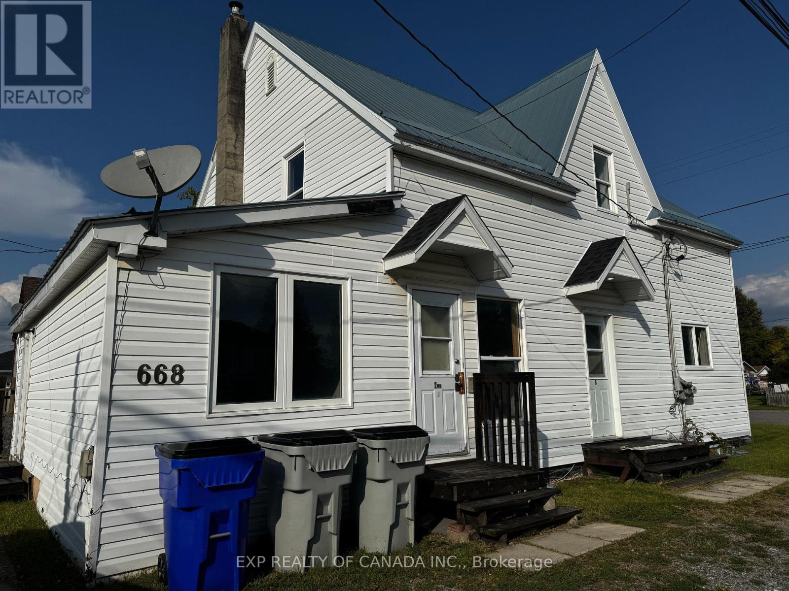 668 Lillian Avenue, Timmins, Ontario  P4N 3X3 - Photo 1 - T12415304