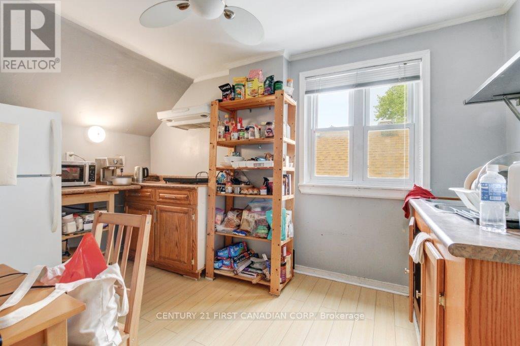 776 Quebec Street, London East, Ontario  N5Y 1X4 - Photo 12 - X12415266
