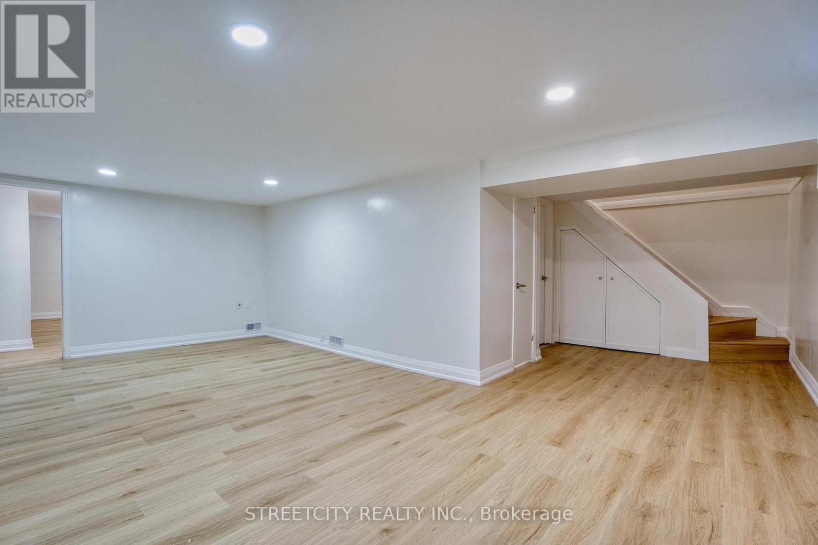 167 Trowbridge Avenue, London South, Ontario  N6J 3M2 - Photo 31 - X12415372