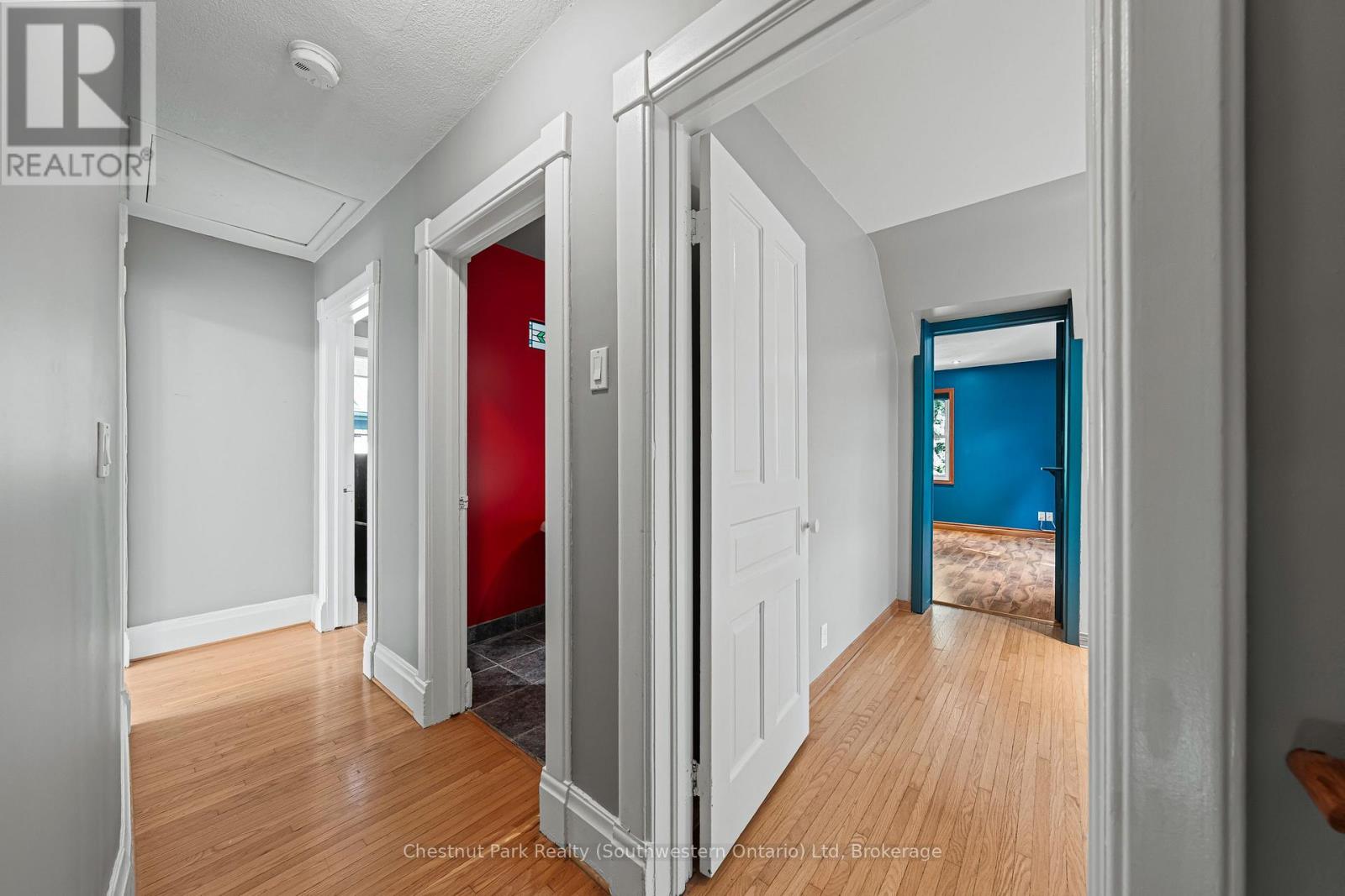 6 Theresa Street, Kitchener, Ontario  N2G 1M1 - Photo 17 - X12415278