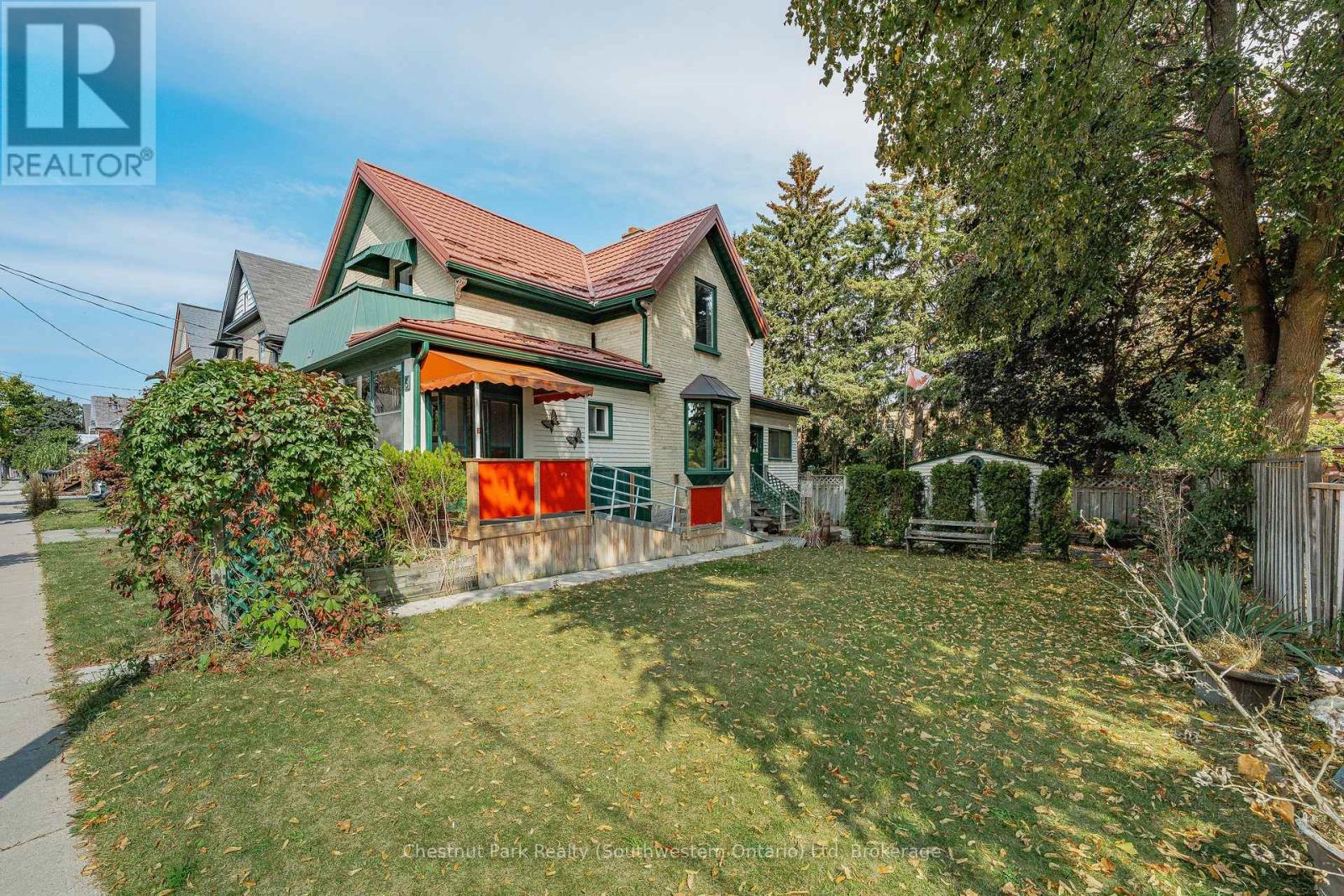 6 Theresa Street, Kitchener, Ontario  N2G 1M1 - Photo 2 - X12415278