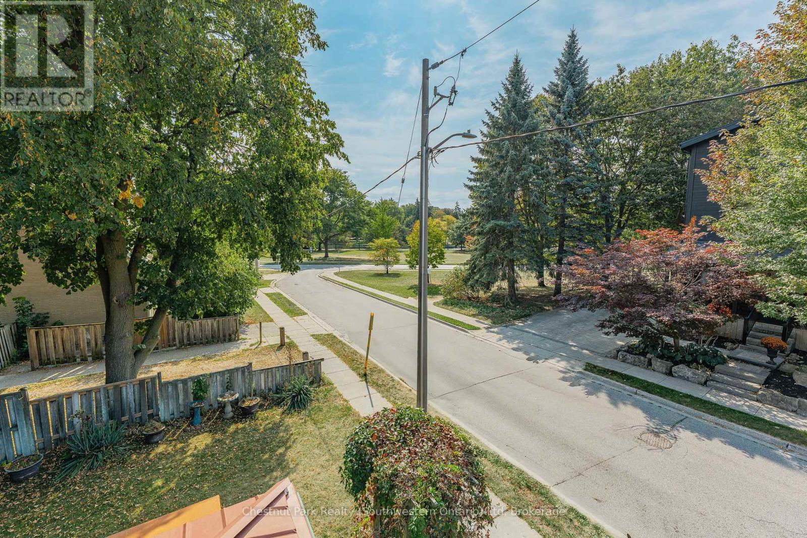 6 Theresa Street, Kitchener, Ontario  N2G 1M1 - Photo 24 - X12415278
