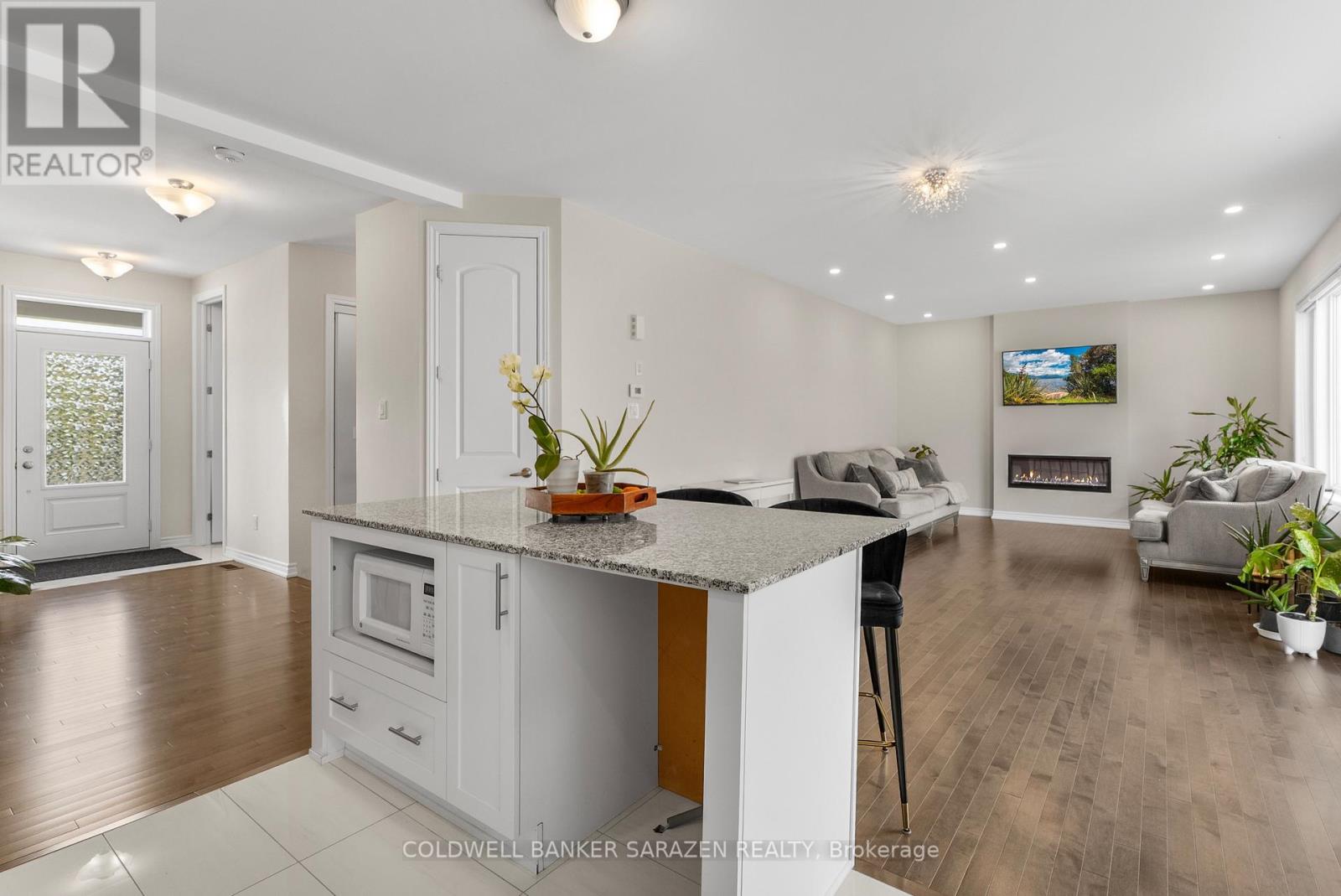 173 Point Prim Crescent, Ottawa, Ontario  K2J 6P6 - Photo 10 - X12415282