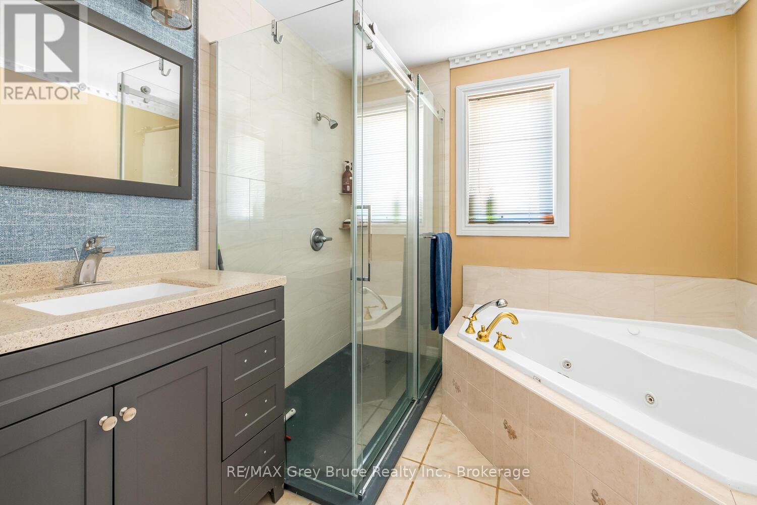 958 Highland Street, Saugeen Shores, Ontario  N0H 2C2 - Photo 23 - X12415358