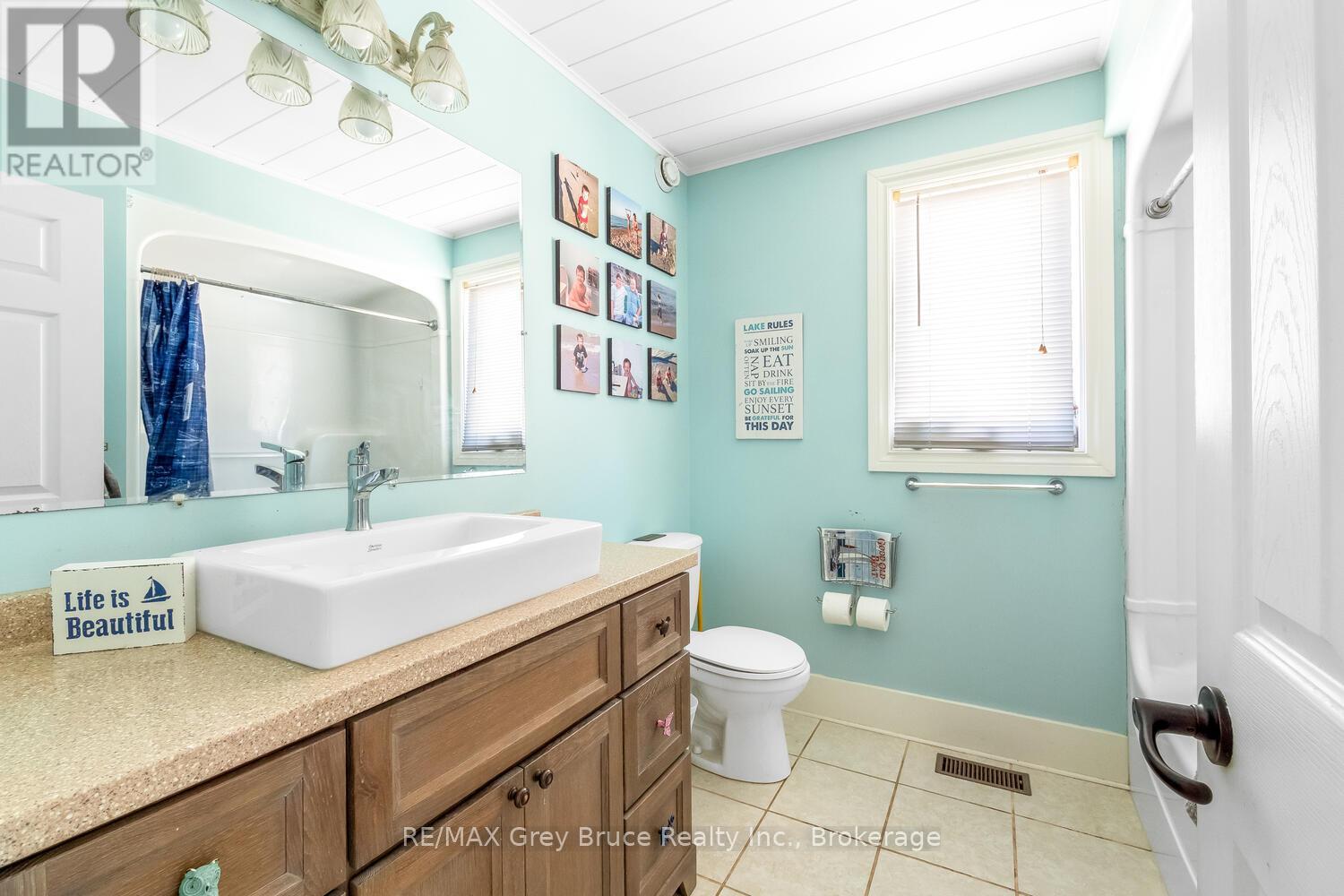 958 Highland Street, Saugeen Shores, Ontario  N0H 2C2 - Photo 24 - X12415358