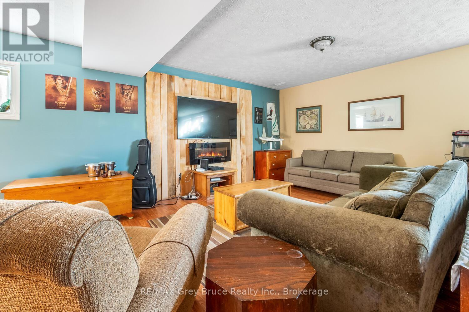 958 Highland Street, Saugeen Shores, Ontario  N0H 2C2 - Photo 29 - X12415358