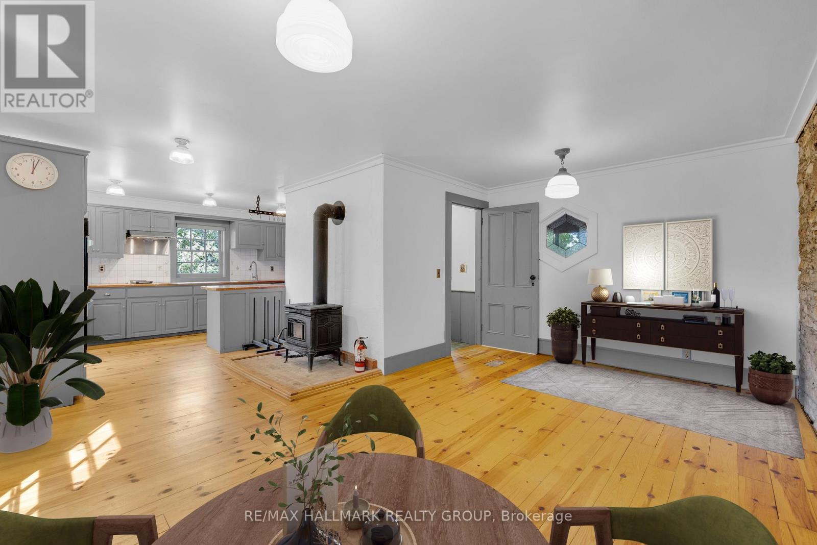 30 Ballycanoe Road, Front Of Yonge, Ontario  K0E 1R0 - Photo 16 - X12415312