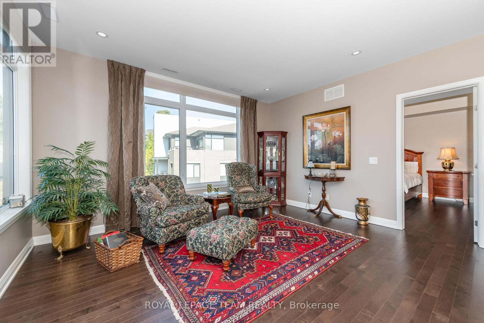 302 - 190 Boundstone Way, Ottawa, Ontario  K2T 0M9 - Photo 19 - X12415336