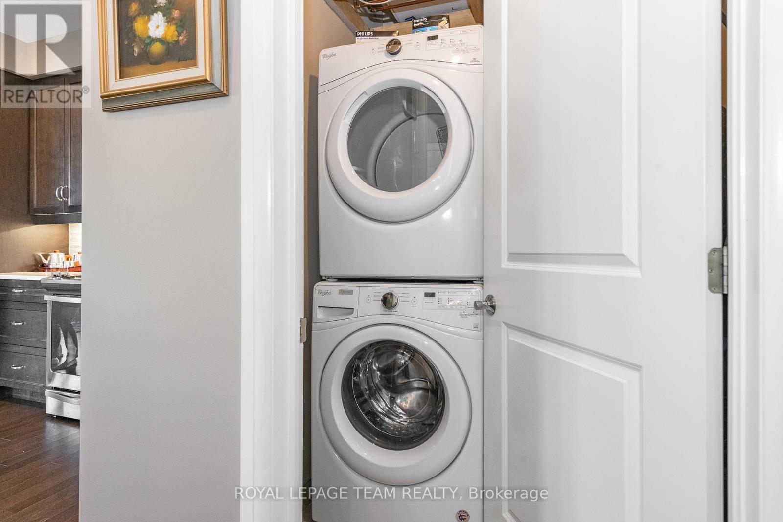302 - 190 Boundstone Way, Ottawa, Ontario  K2T 0M9 - Photo 33 - X12415336