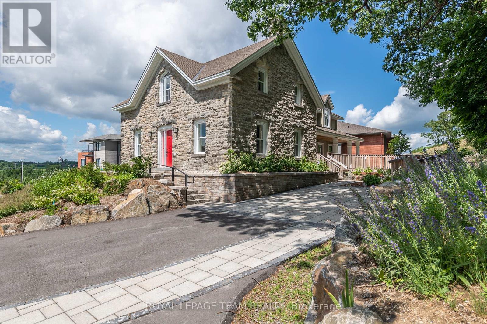 302 - 190 Boundstone Way, Ottawa, Ontario  K2T 0M9 - Photo 38 - X12415336
