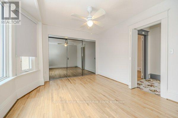 73 Terrace Hill Street, Brantford, Ontario  N3R 1G2 - Photo 15 - X12415404