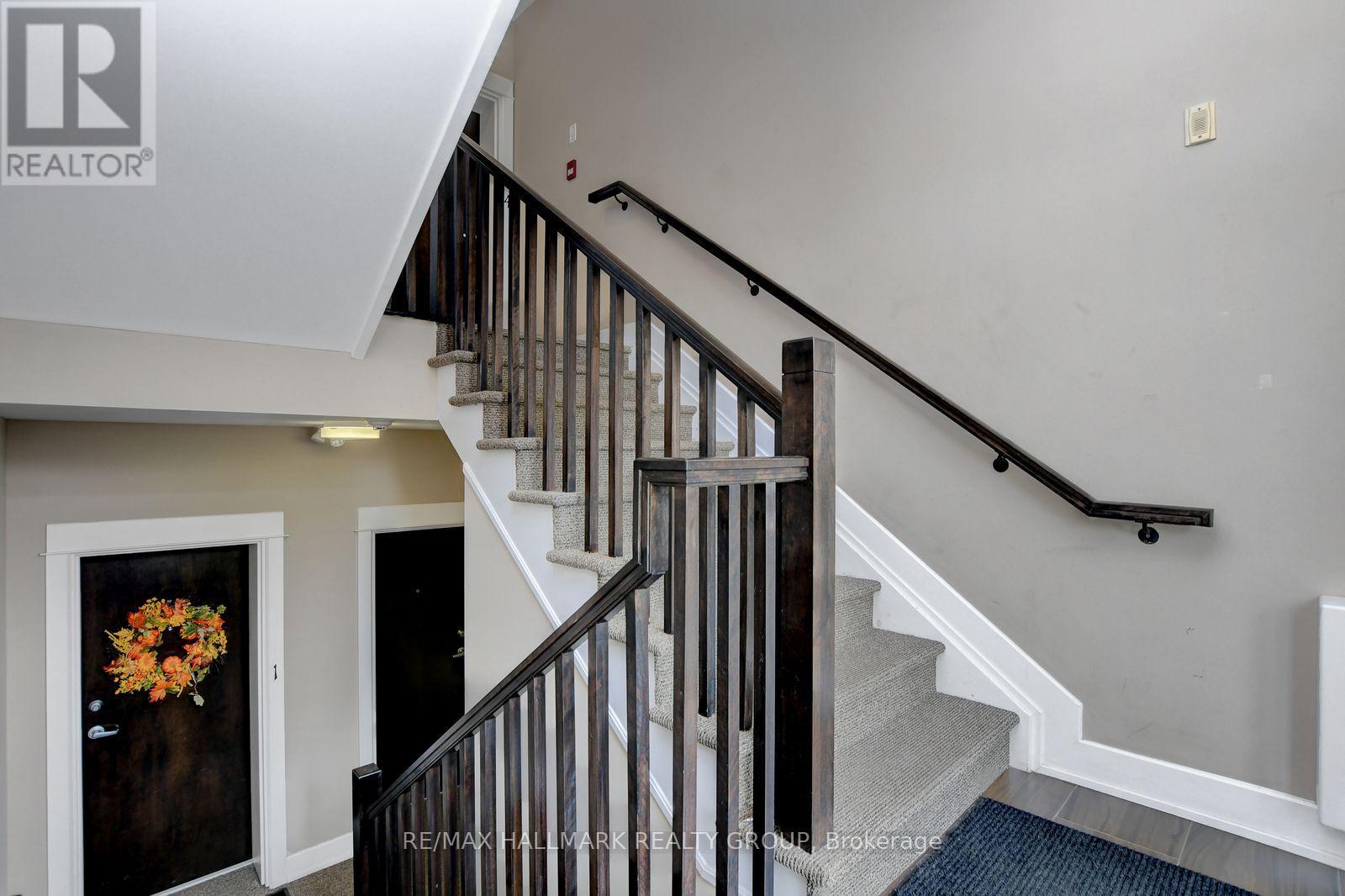 1 - 486 Via Verona Avenue, Ottawa, Ontario  K2J 6B3 - Photo 4 - X12415366