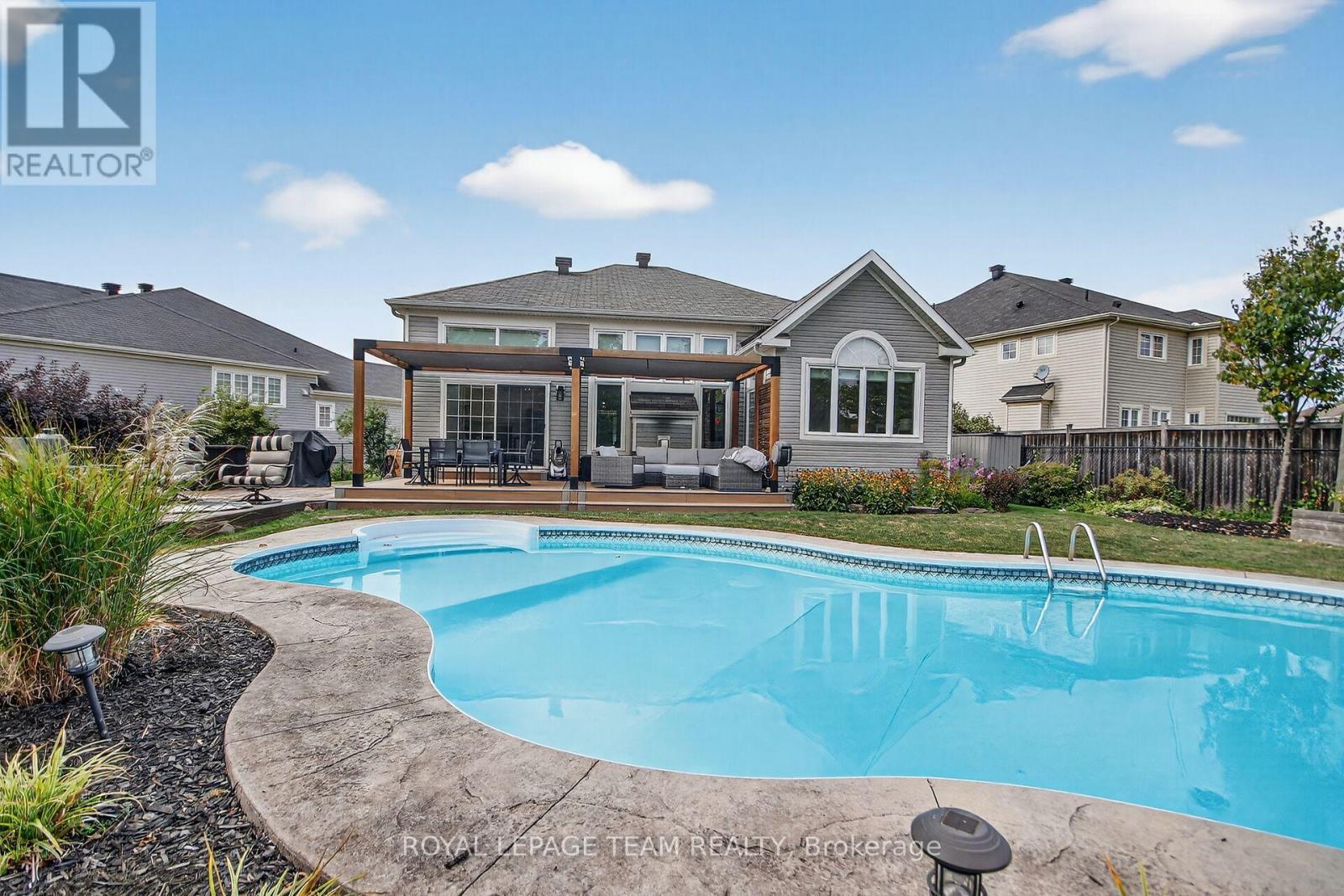 128 Chenoa Way, Ottawa, Ontario  K2J 0M2 - Photo 38 - X12415387