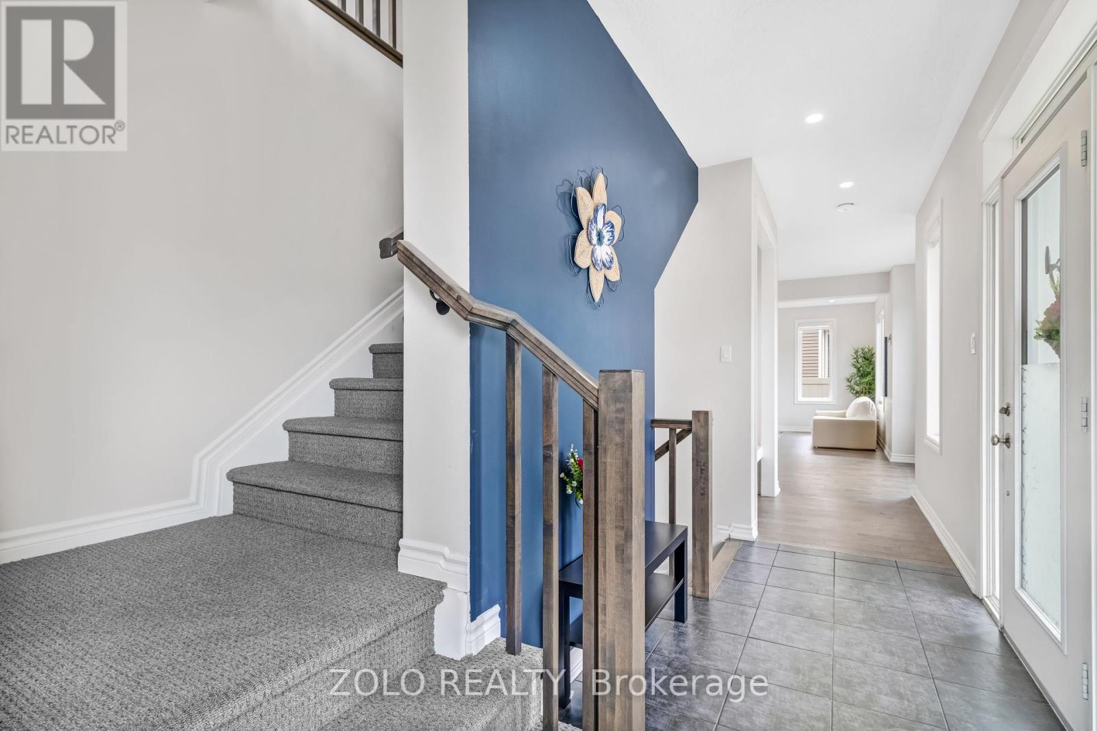 20 Coppermine Street, Ottawa, Ontario  K2J 6P6 - Photo 4 - X12415408