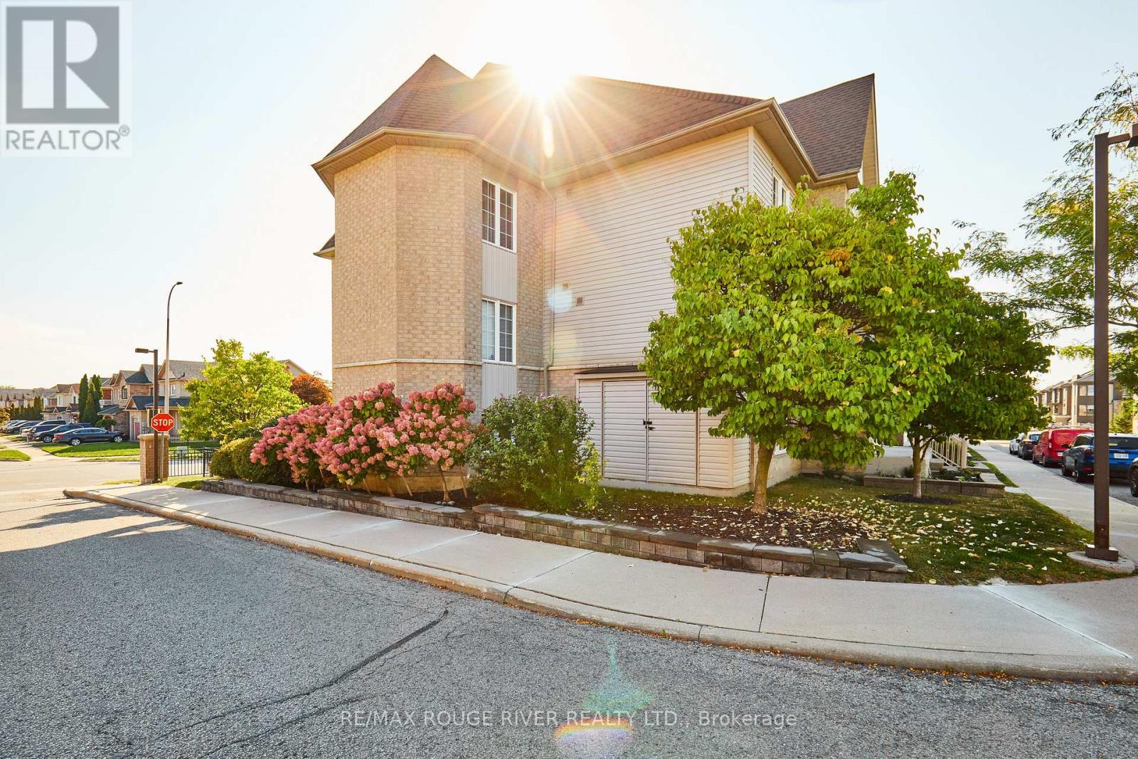 2 - 72 Petra Way, Whitby, Ontario  L1R 0A3 - Photo 36 - E12415196