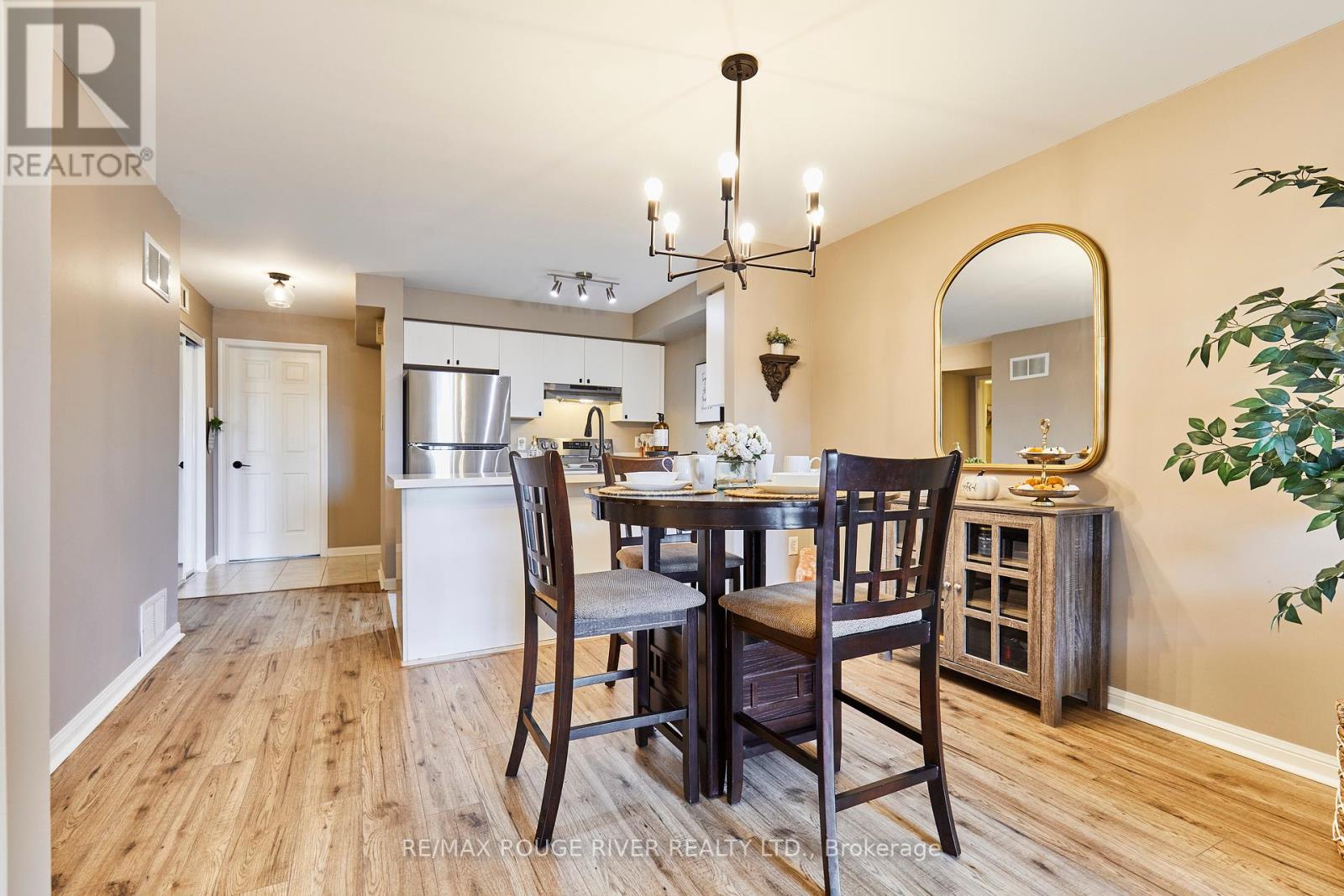 2 - 72 Petra Way, Whitby, Ontario  L1R 0A3 - Photo 4 - E12415196