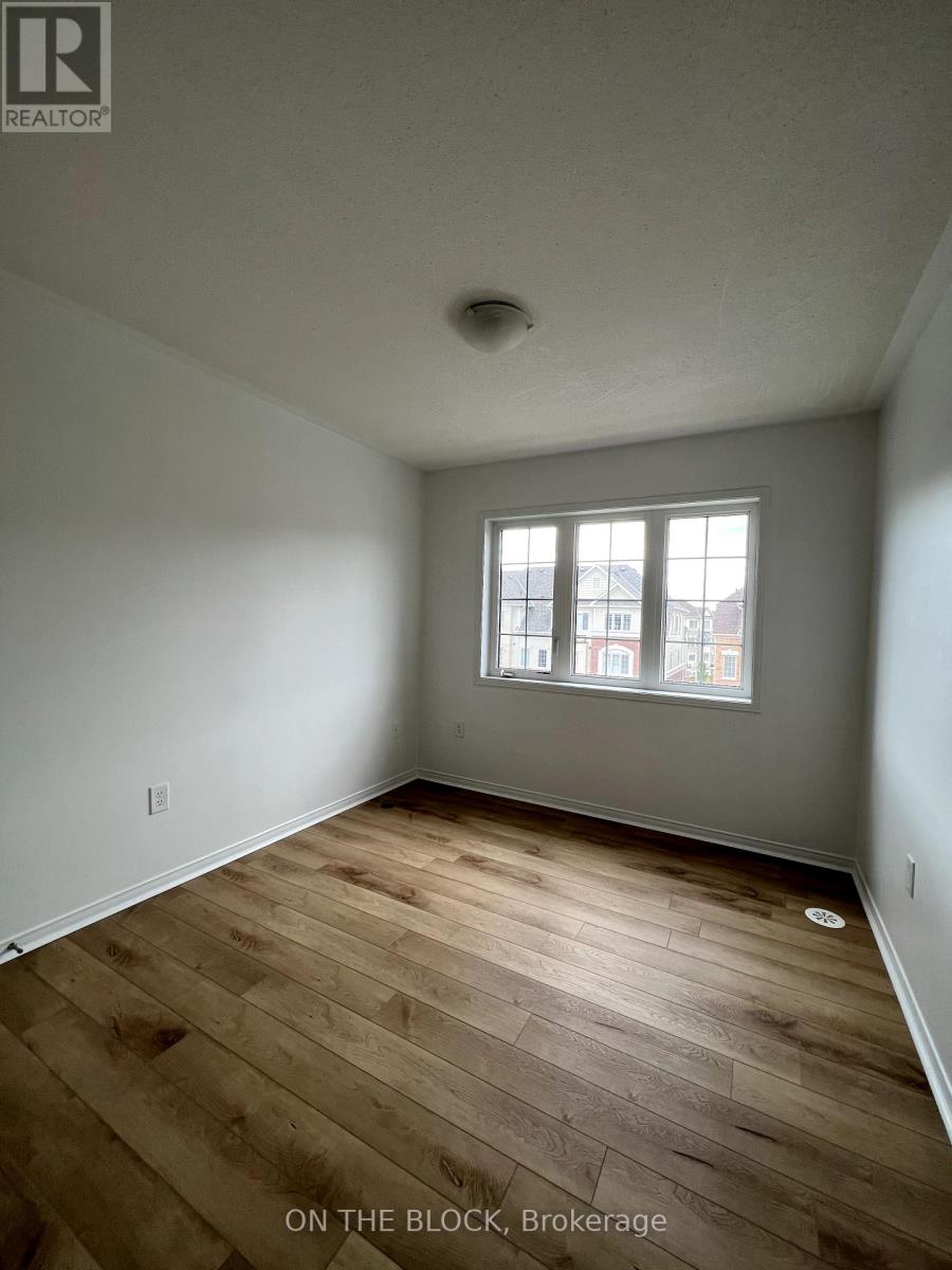 224 - 2454 Rosedrop Path, Oshawa, Ontario  L1L 0L2 - Photo 3 - E12415253