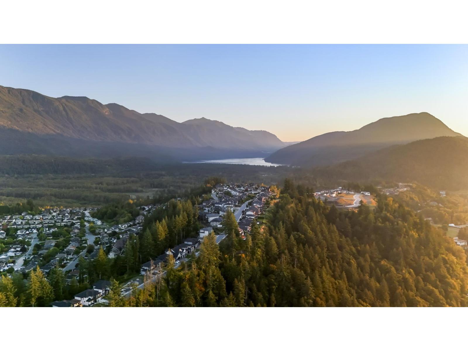 5506 Crimson Ridge, Promontory, Chilliwack, British Columbia  V2R 6H7 - Photo 31 - R3050024