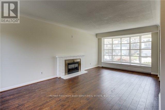 6 Greenyards Drive, Toronto, Ontario  M2M 2R6 - Photo 5 - C12414910