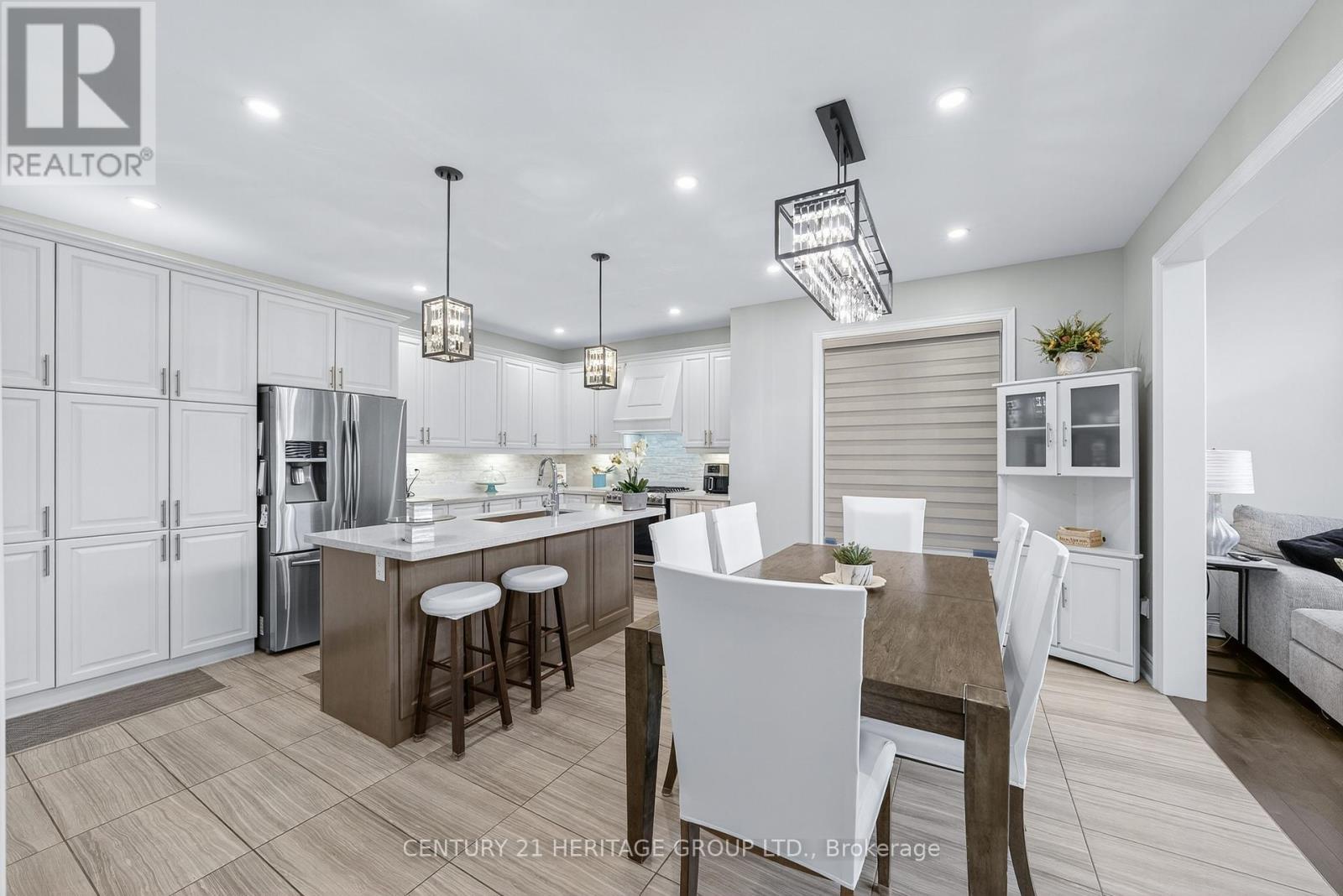 90 Gibson Circle, Bradford West Gwillimbury, Ontario  L3Z 0W9 - Photo 17 - N12404662
