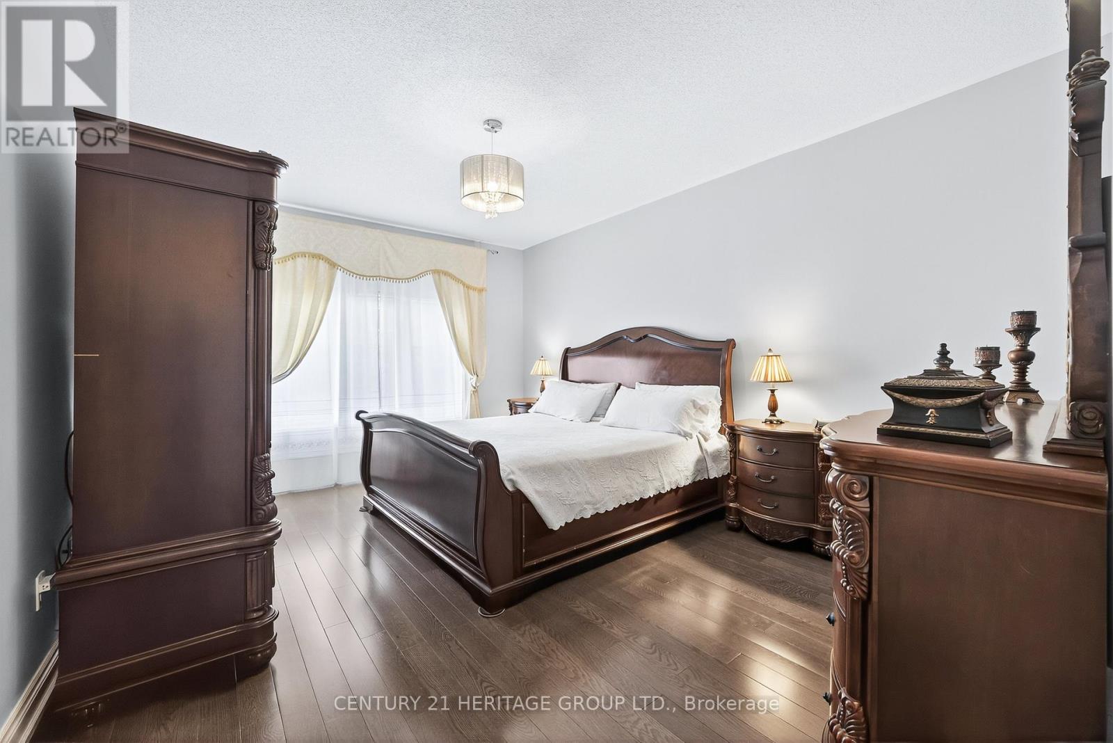 90 Gibson Circle, Bradford West Gwillimbury, Ontario  L3Z 0W9 - Photo 21 - N12404662