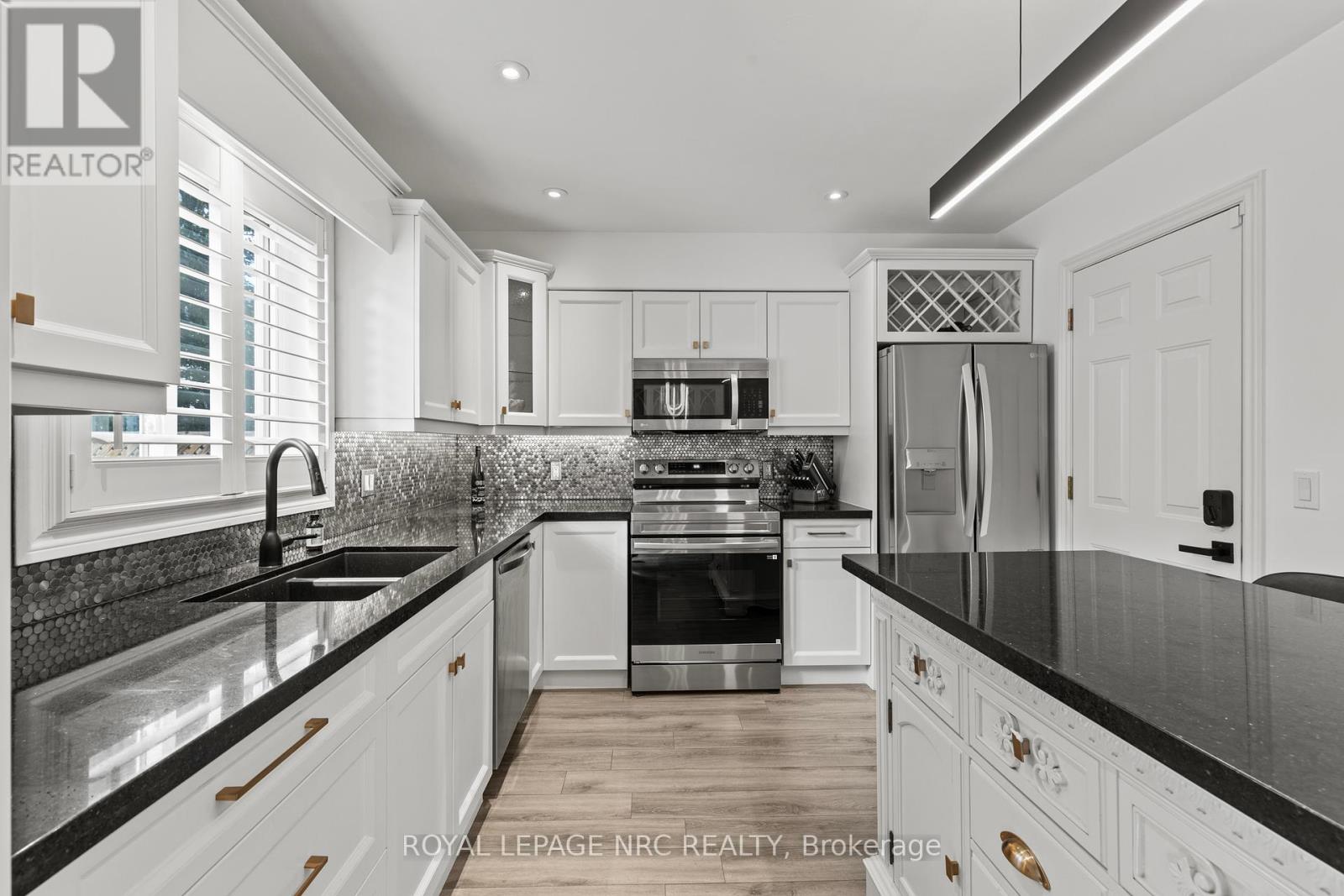 33 Broadway Avenue, St. Catharines, Ontario  L2M 1M3 - Photo 13 - X12415328