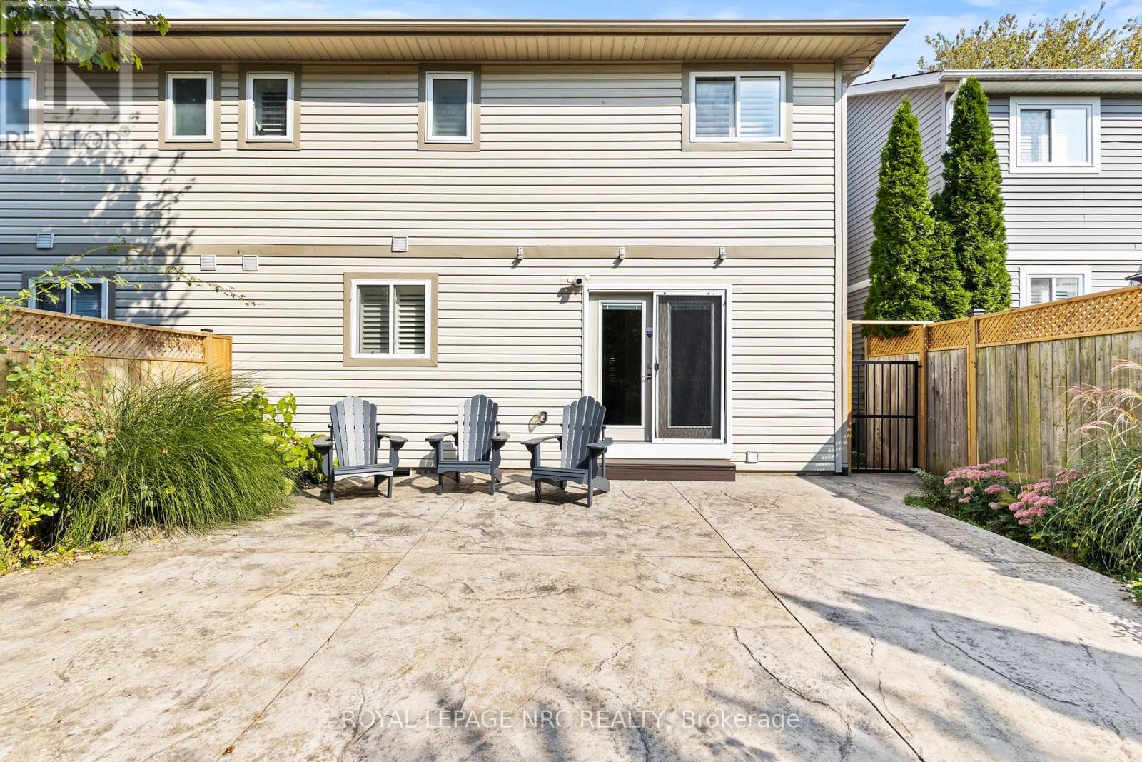 33 Broadway Avenue, St. Catharines, Ontario  L2M 1M3 - Photo 25 - X12415328