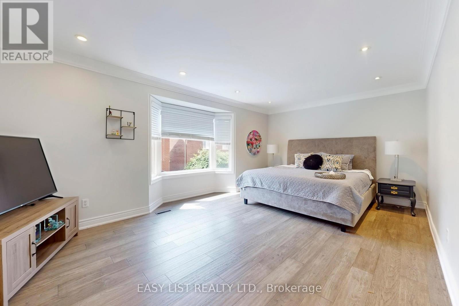 Main - 6 Kingshill Road, Richmond Hill, Ontario  L4E 4B1 - Photo 10 - N12415214