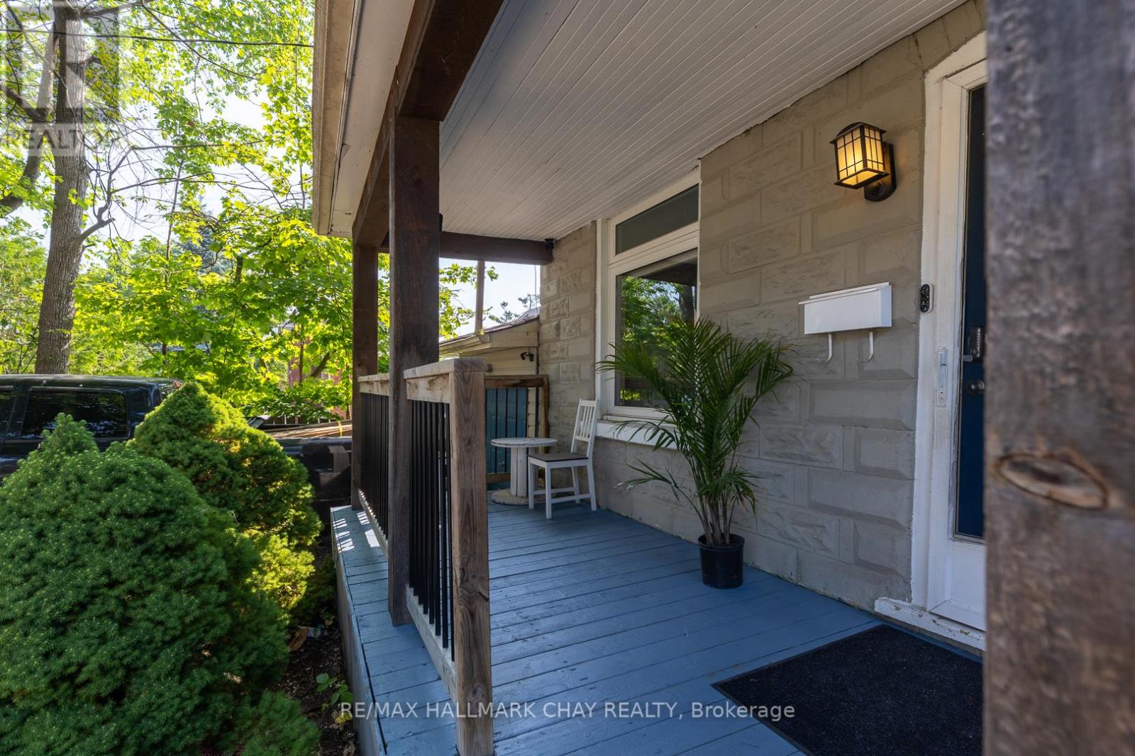 109 Borland Street E, Orillia, Ontario  L3V 2B8 - Photo 2 - S12415199