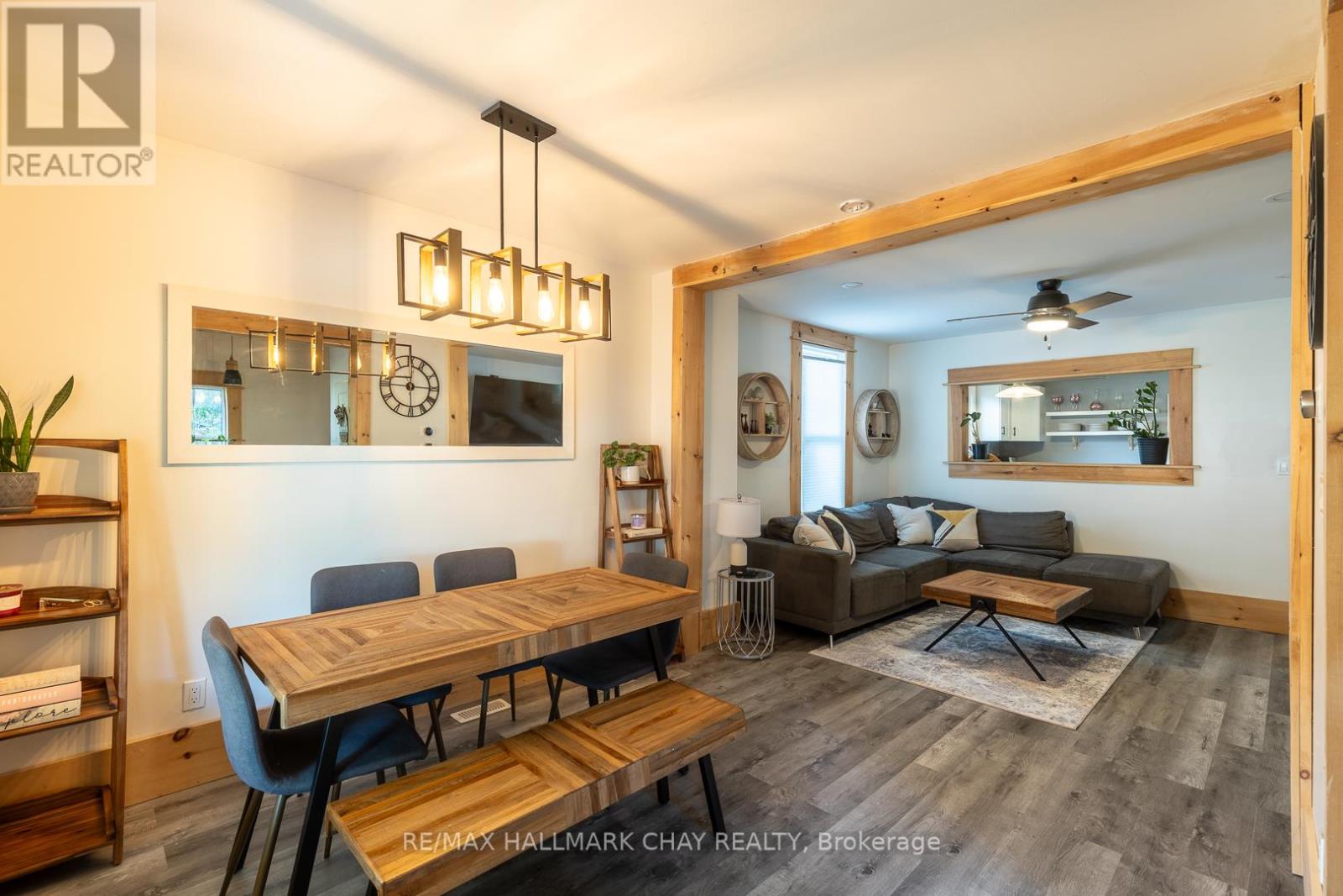 109 Borland Street E, Orillia, Ontario  L3V 2B8 - Photo 3 - S12415199