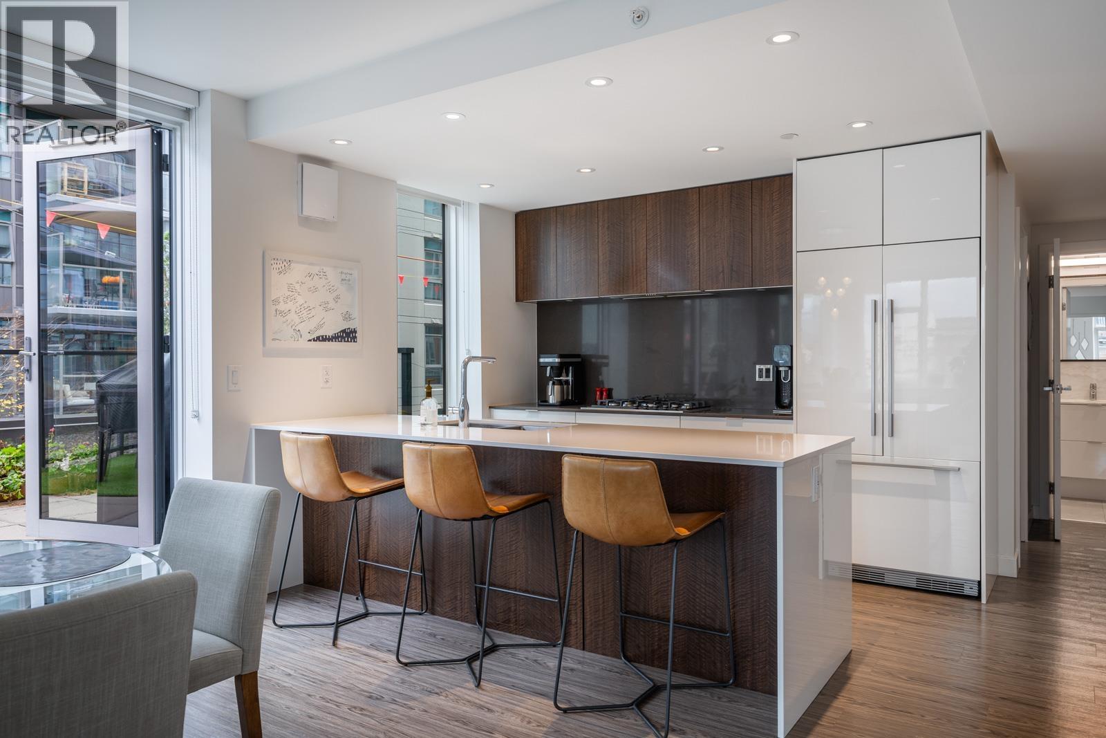 306 209 E 7TH AVENUE, Vancouver, British Columbia