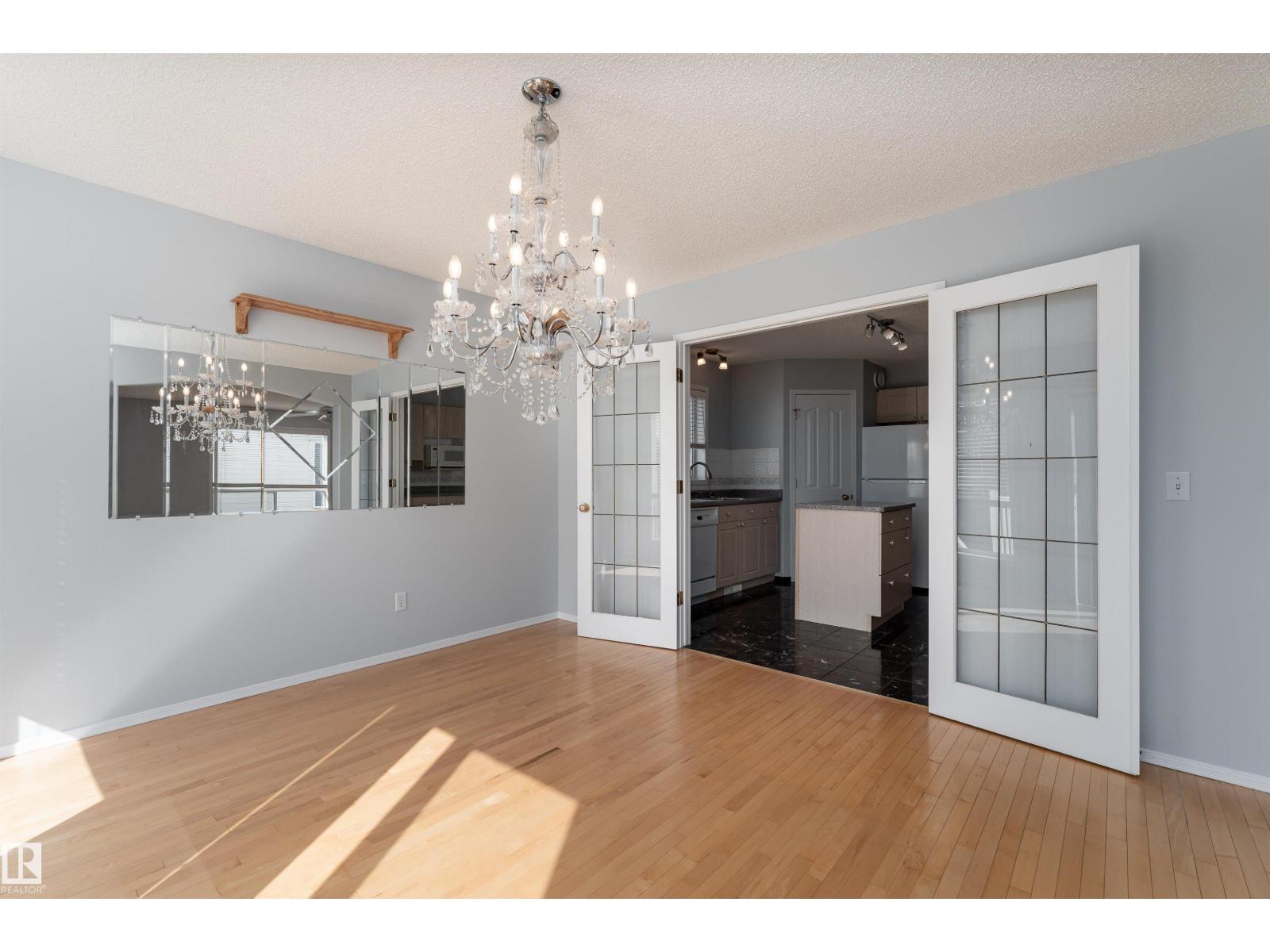 1027 Graham Co Nw, Edmonton, Alberta  T5T 6L4 - Photo 9 - E4458569