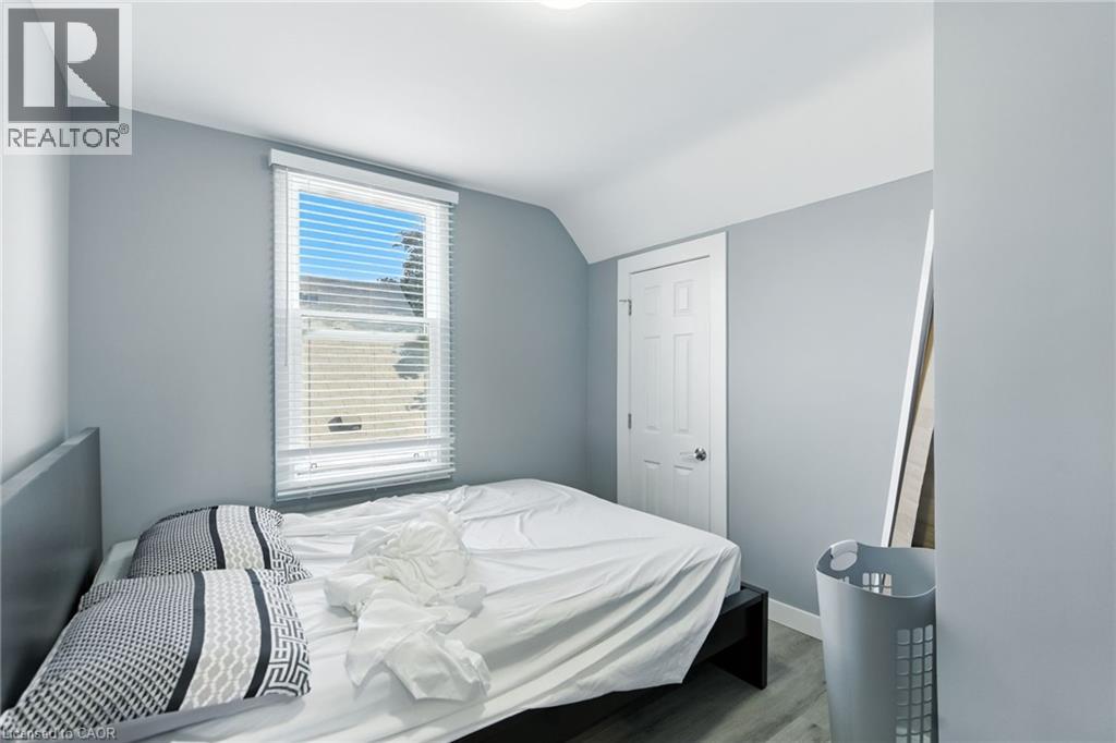 74 East 14th Street, Hamilton, Ontario  L9A 4B5 - Photo 17 - 40771443