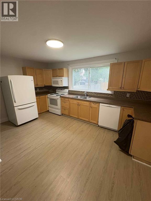 4 Marquis Street, St. Catharines, Ontario  L2R 4Y6 - Photo 13 - 40771452