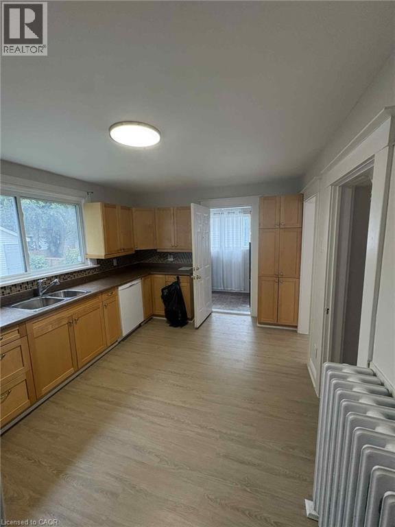 4 Marquis Street, St. Catharines, Ontario  L2R 4Y6 - Photo 14 - 40771452