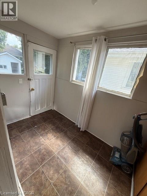 4 Marquis Street, St. Catharines, Ontario  L2R 4Y6 - Photo 15 - 40771452