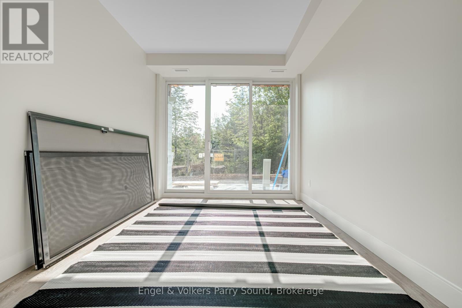 305 - 51 George Street, Parry Sound, Ontario  P2A 2R2 - Photo 17 - X12415194
