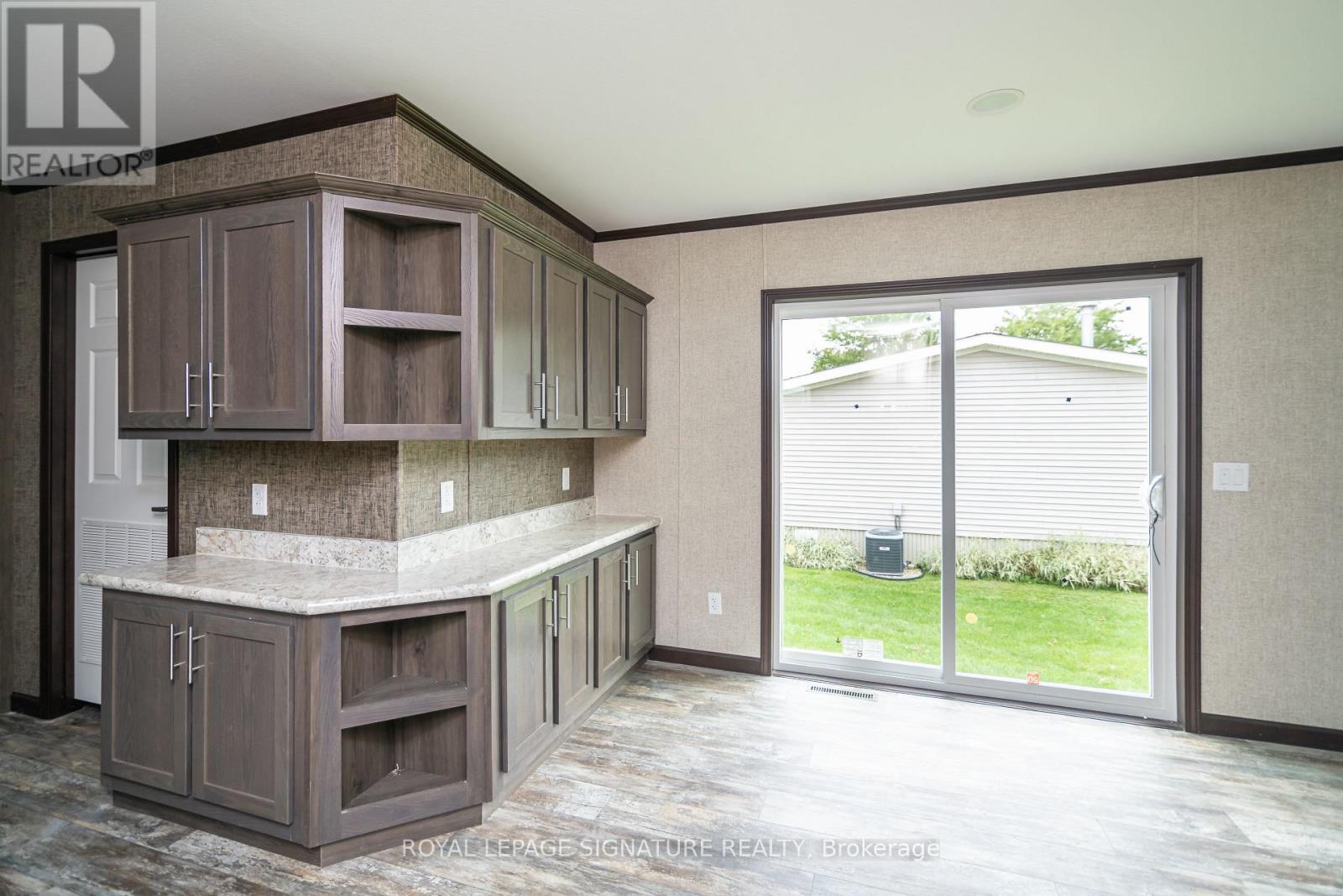 126 Regency Drive, Chatham-Kent, Ontario  N7L 4E4 - Photo 10 - X12011558