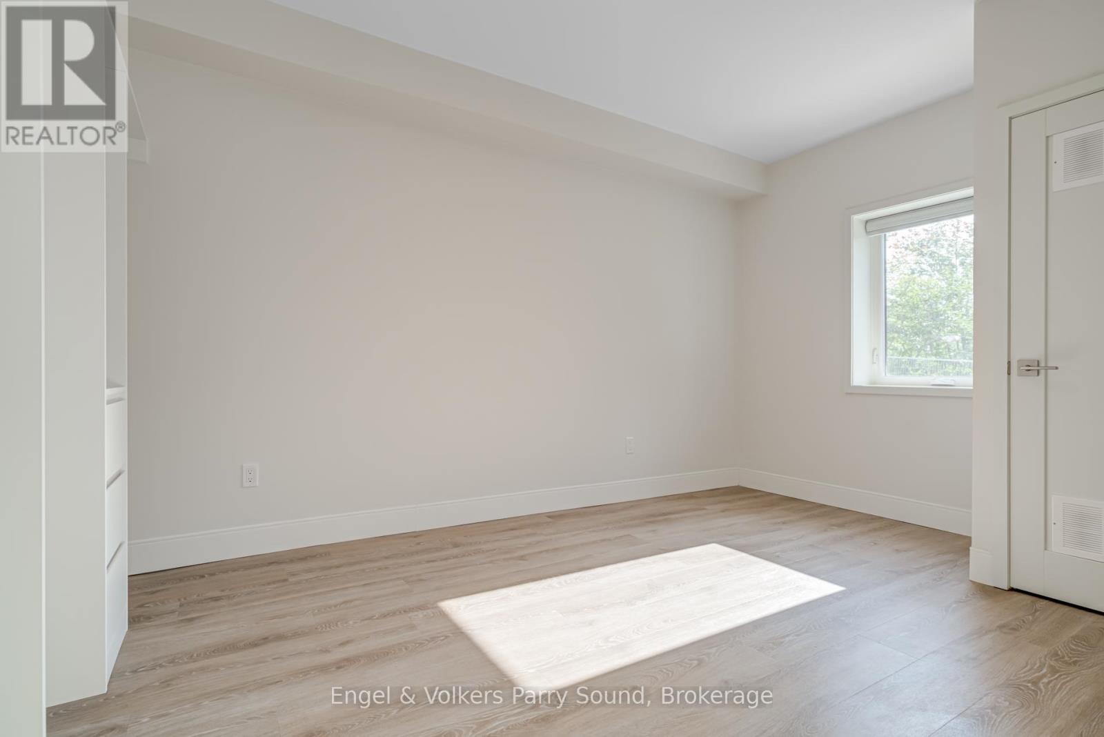305 - 51 George Street, Parry Sound, Ontario  P2A 2R2 - Photo 22 - X12415194