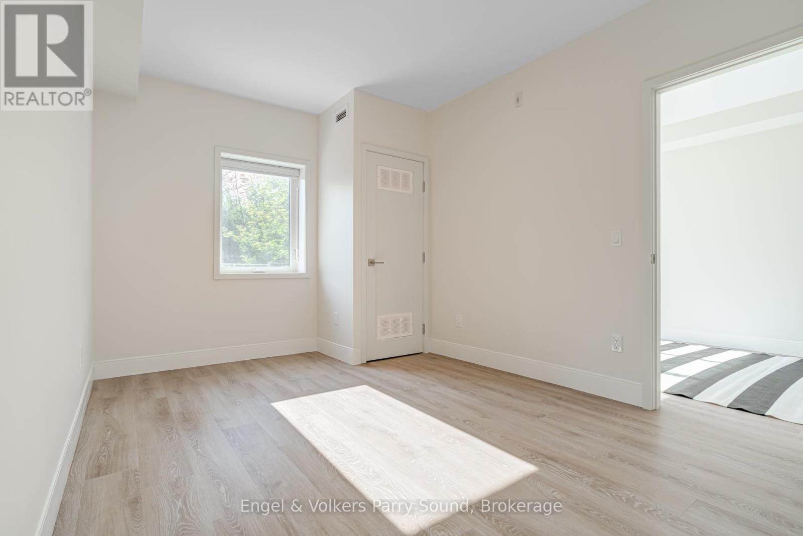 305 - 51 George Street, Parry Sound, Ontario  P2A 2R2 - Photo 24 - X12415194