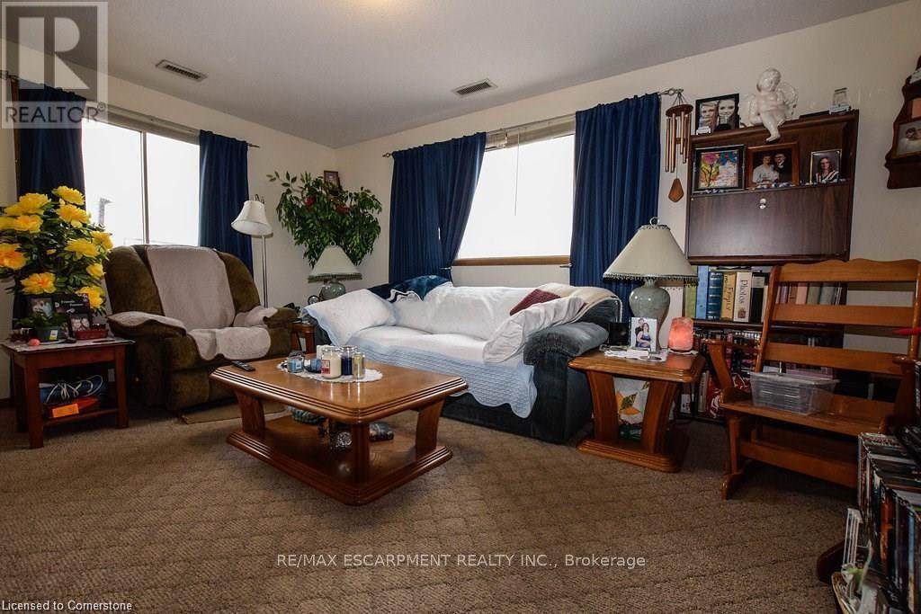 120 Parkdale Avenue N, Hamilton, Ontario  L8H 5W9 - Photo 45 - X12294570
