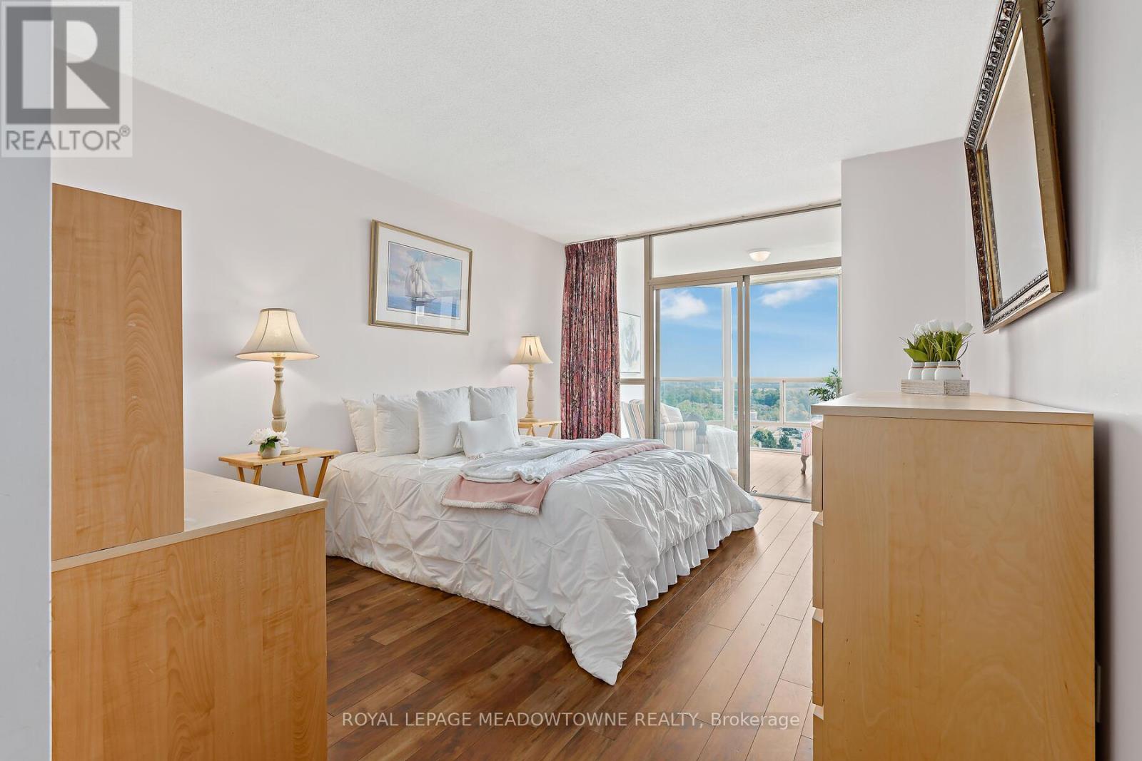 1708 - 20 Mcfarlane Drive, Halton Hills, Ontario  L7G 5J8 - Photo 19 - W12415227