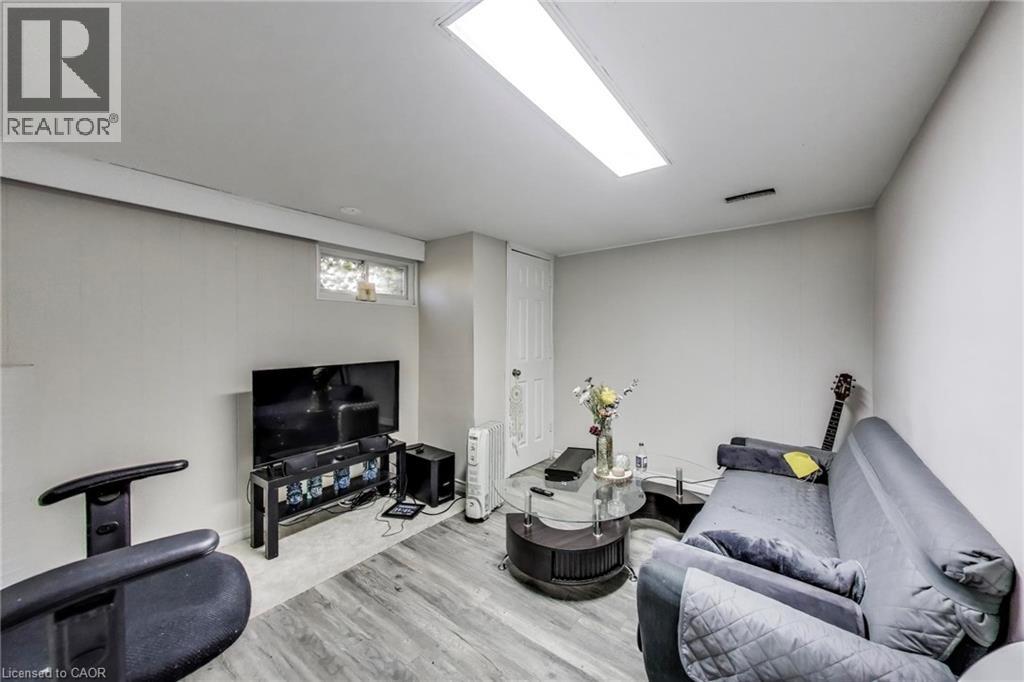 68 Harold Court, Hamilton, Ontario  L8S 2R9 - Photo 24 - 40771391