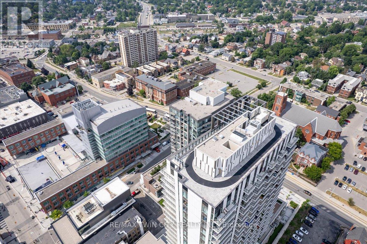 505 - 55 Duke Street W, Kitchener, Ontario  N2H 0C9 - Photo 3 - X12415210