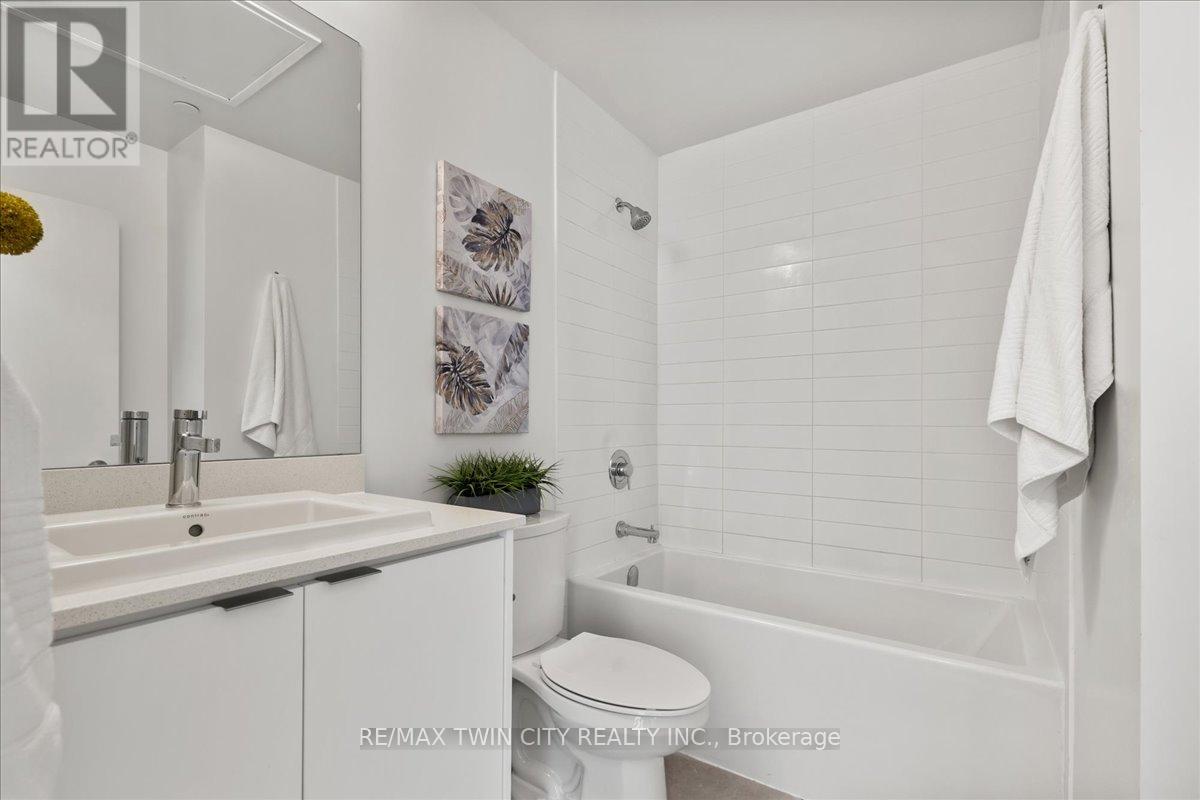 505 - 55 Duke Street W, Kitchener, Ontario  N2H 0C9 - Photo 31 - X12415210