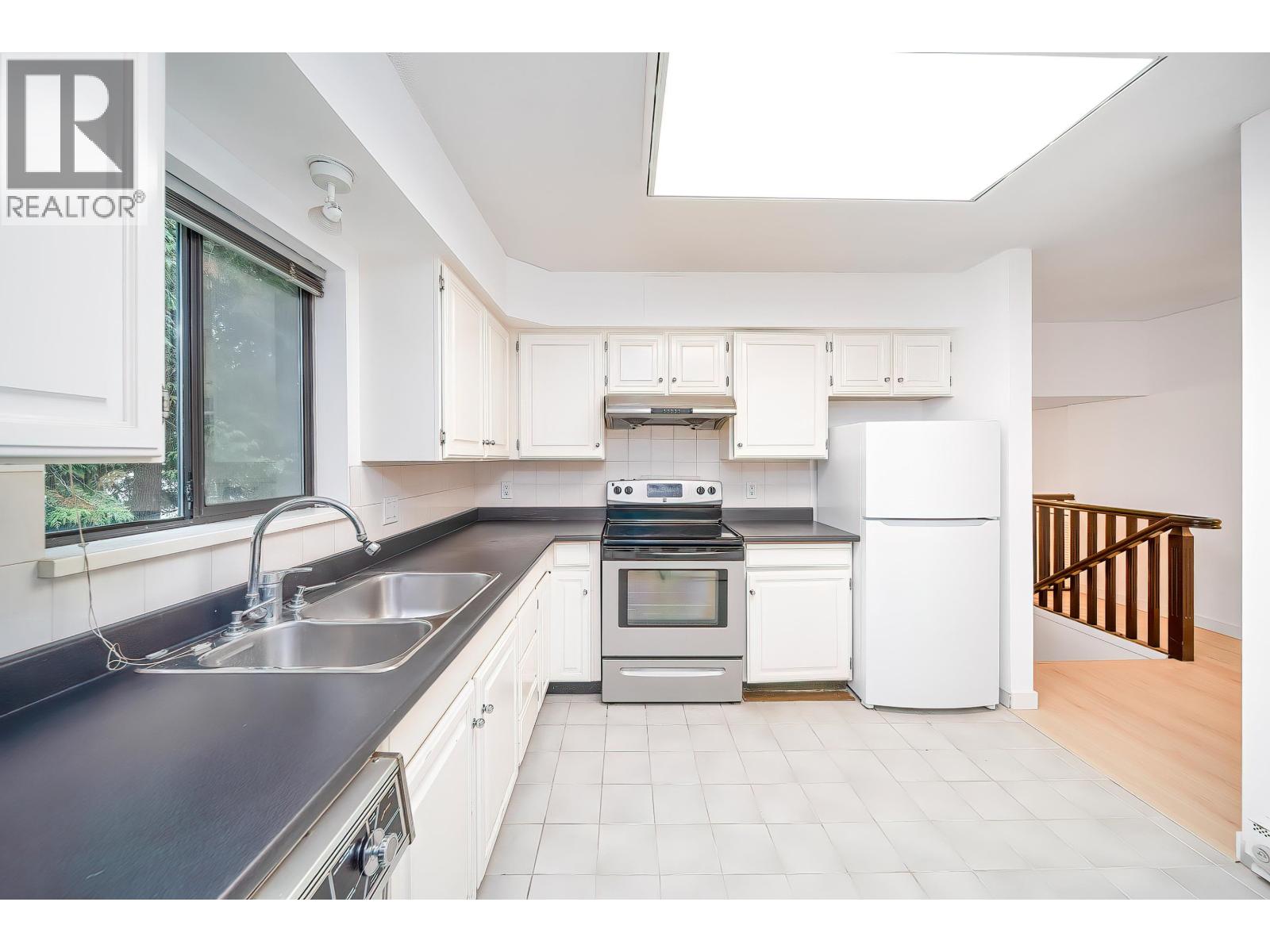 201 444 W 49th Avenue, Vancouver, British Columbia  V5Y 3V4 - Photo 16 - R3048108