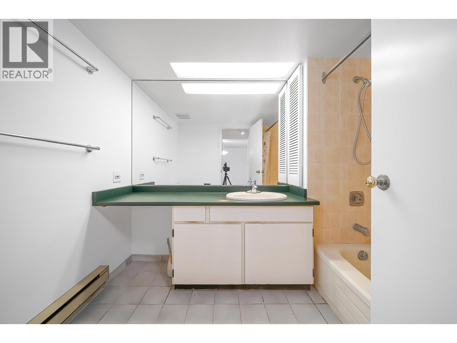 201 444 W 49th Avenue, Vancouver, British Columbia  V5Y 3V4 - Photo 21 - R3048108