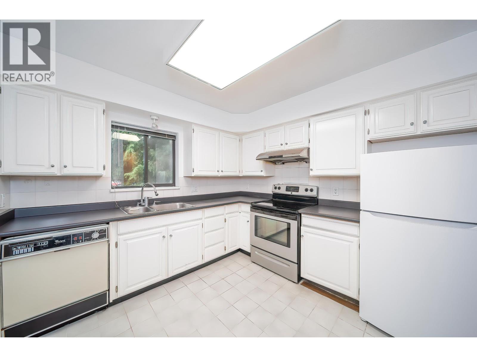 201 444 W 49th Avenue, Vancouver, British Columbia  V5Y 3V4 - Photo 15 - R3048108