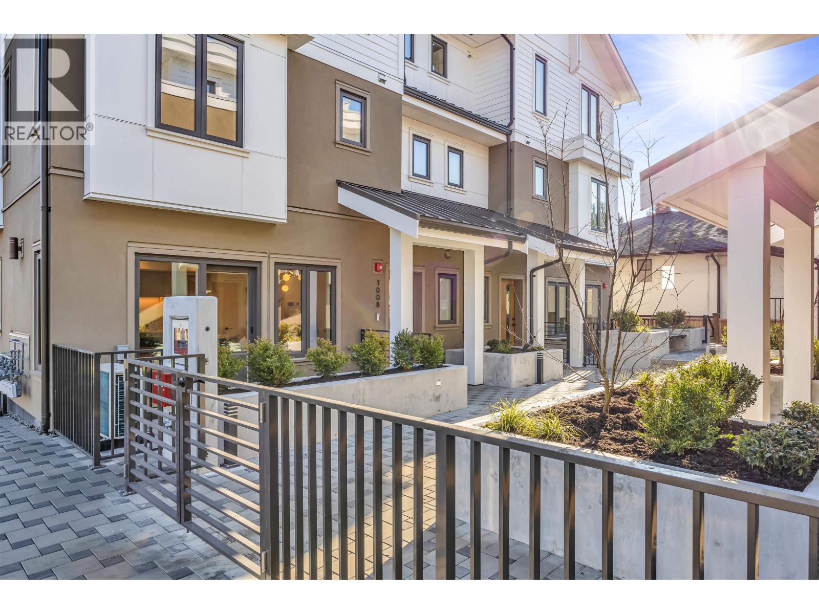 1008 W 52ND AVENUE, Vancouver, British Columbia